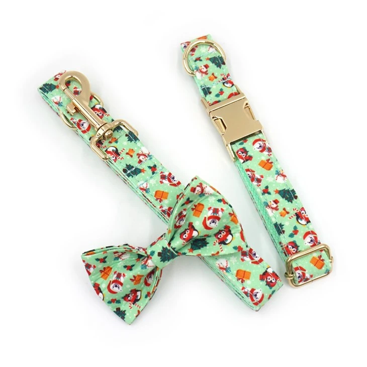 Green Christmas Dog Collar Set