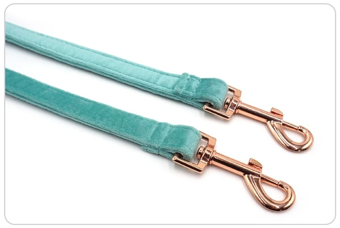 double-hook velvet dog leash double-hook velvet dog leash