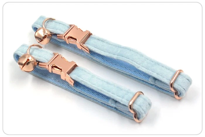 rose gold buckle light blue velvet cat collar set